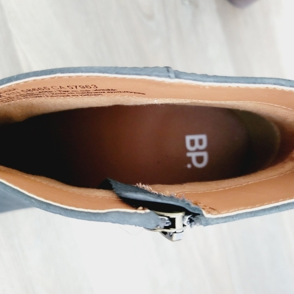 NEW BP Black Leather Block Heel Ankle Boots Round Toe - Picture 8 of 8